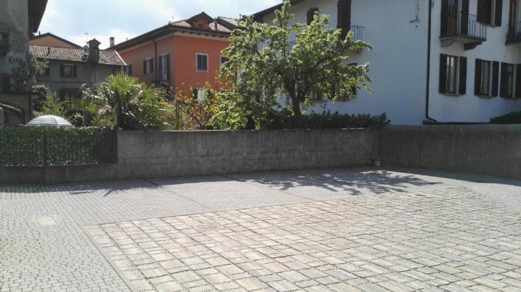 Lilla Apartment Residenza Silvana ヴェルバーニア エクステリア 写真